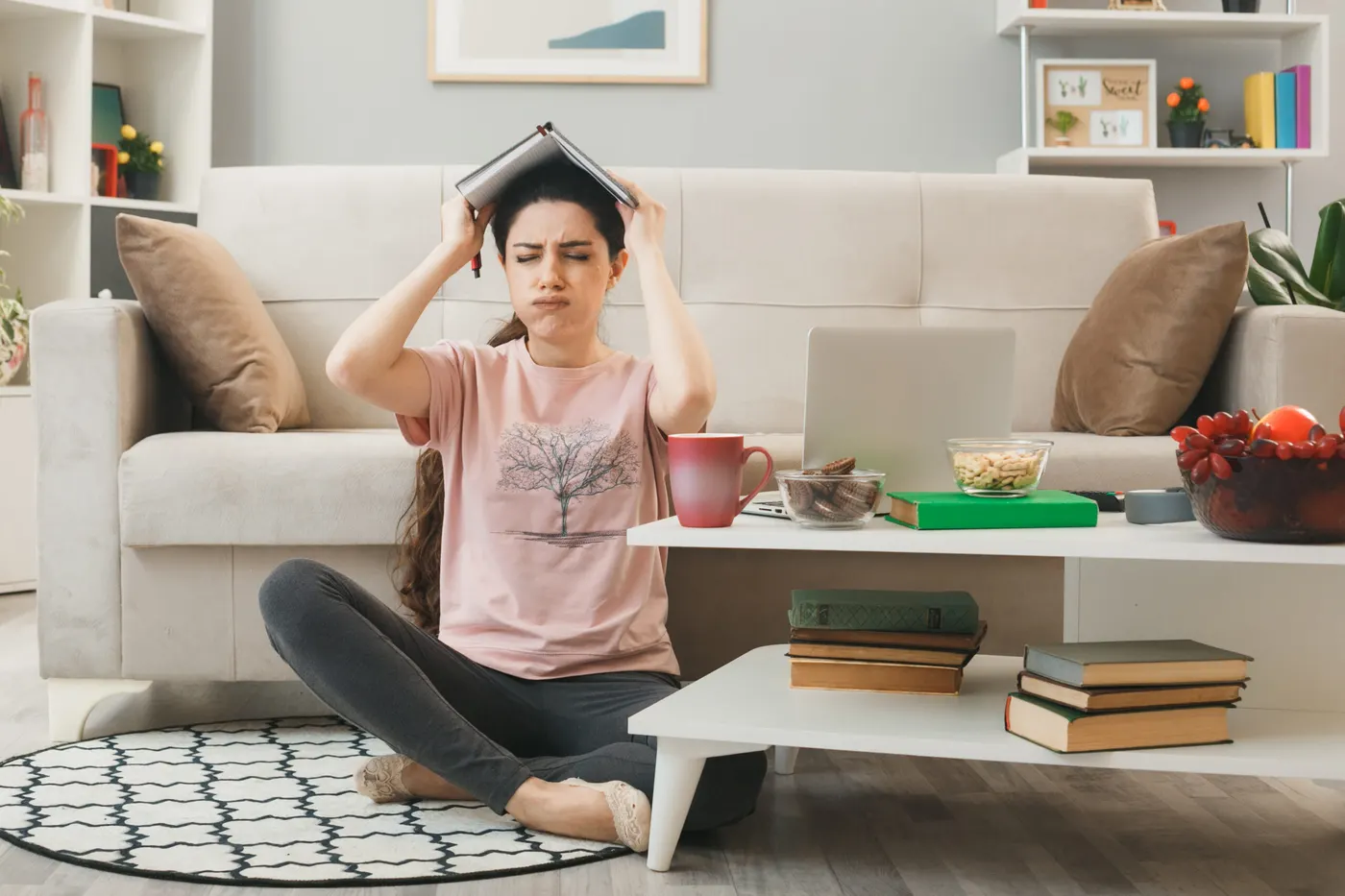 What are the different types, causes, and symptoms of anxiety?